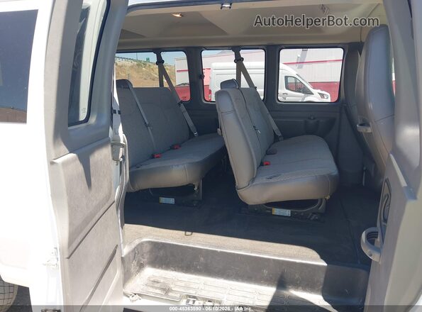 1GAZGPFF8H1305512 2017 CHEVROLET EXPRESS White Вид наклейки з VIN-кодом