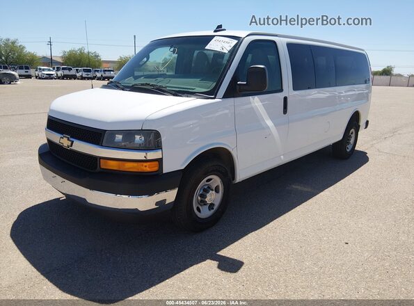 1GAZGPFF9H1226222 2017 CHEVROLET EXPRESS White Vista tres cuartos delantera izquierda
