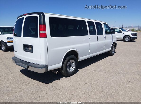 1GAZGPFF9H1226222 2017 CHEVROLET EXPRESS White Trasero derecho