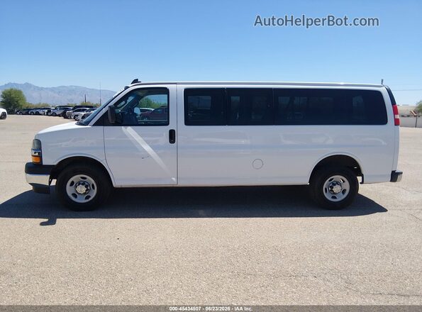1GAZGPFF9H1226222 2017 CHEVROLET EXPRESS White 