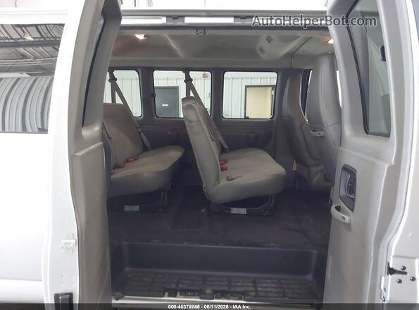1GAZGPFFXG1276030 2016 CHEVROLET EXPRESS Silver VIN կոդի պիտակի տեսք