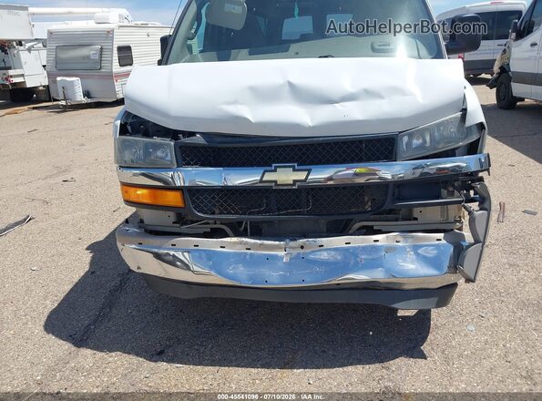1GAZGPFG0K1248710 2019 CHEVROLET EXPRESS White Vista frontal