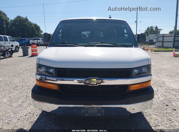 1GAZGPFG1G1317444 2016 CHEVROLET EXPRESS White Սարքավորումների վահանակի տեսք