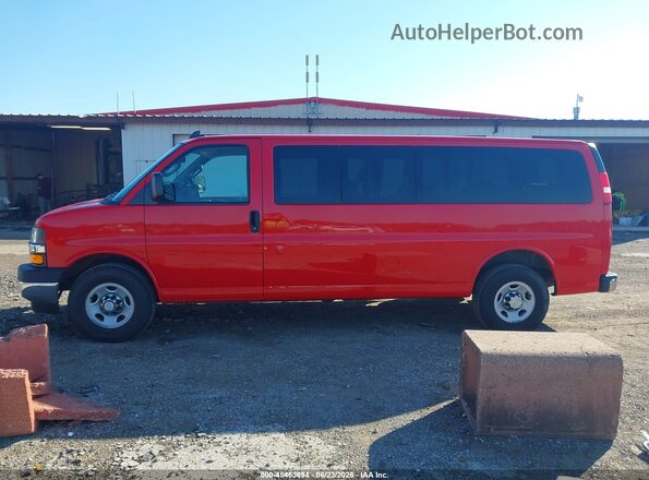 1GAZGPFG1H1244867 2017 CHEVROLET EXPRESS Red სალონის 360-გრადუსიანი ხედი
