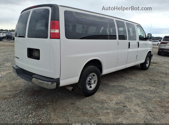 1GAZGPFG1H1289372 2017 CHEVROLET EXPRESS White Tył prawy