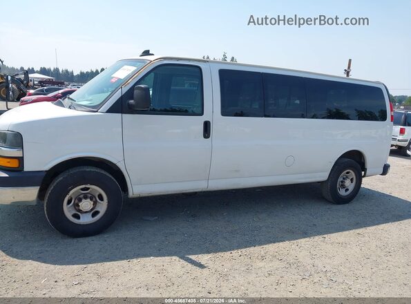 1GAZGPFG1J1291421 2018 CHEVROLET EXPRESS Белый Вид спереди