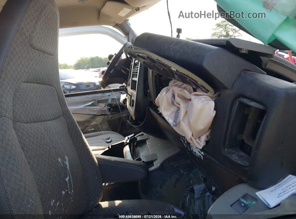 1GAZGPFG2J1282257 2018 CHEVROLET EXPRESS White Widok wnętrza z przodu