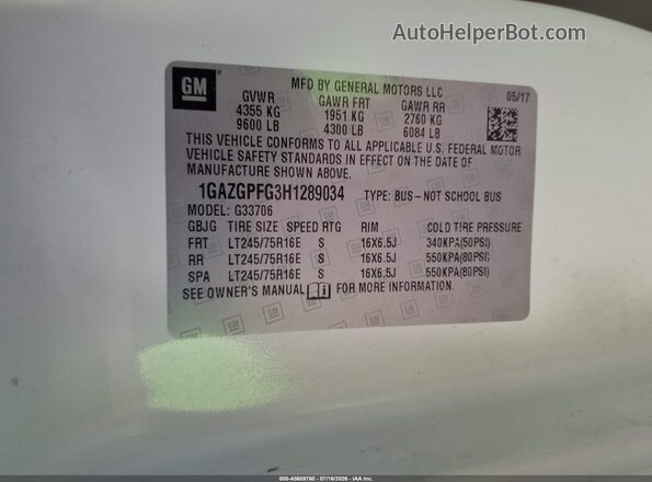 1GAZGPFG3H1289034 2017 CHEVROLET EXPRESS White Widok komory silnika