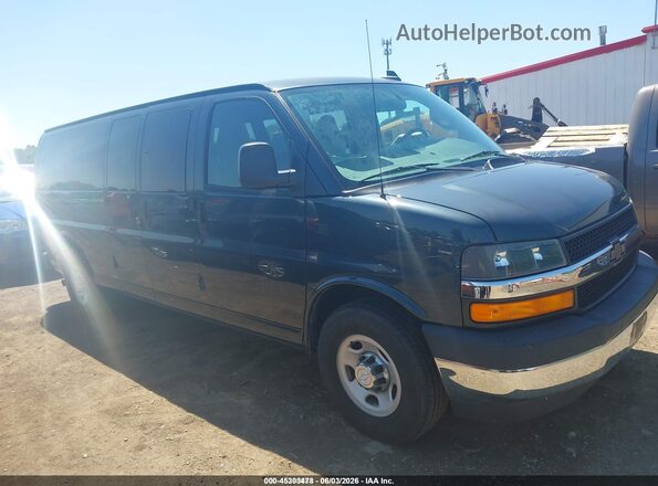1GAZGPFG4H1249268 2017 CHEVROLET EXPRESS Gray Սալոնի հետևի տեսք