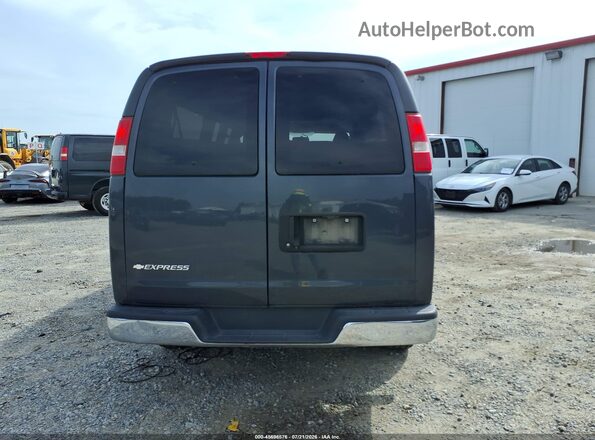 1GAZGPFG4H1302387 2017 CHEVROLET EXPRESS Gray 