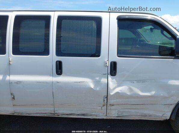 1GAZGPFG4K1204287 2019 CHEVROLET EXPRESS White 