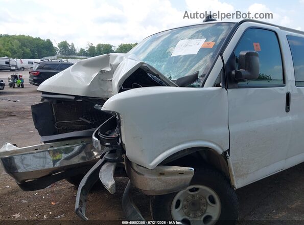 1GAZGPFG4L1189064 2020 CHEVROLET EXPRESS White წინა ხედი