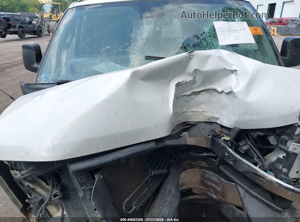 1GAZGPFG4L1189064 2020 CHEVROLET EXPRESS White უკანა ხედი