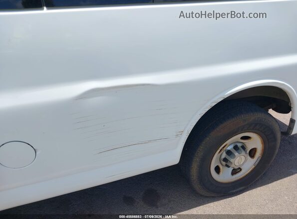 1GAZGPFG5G1172781 2016 CHEVROLET EXPRESS White უკანა სალონის ხედი