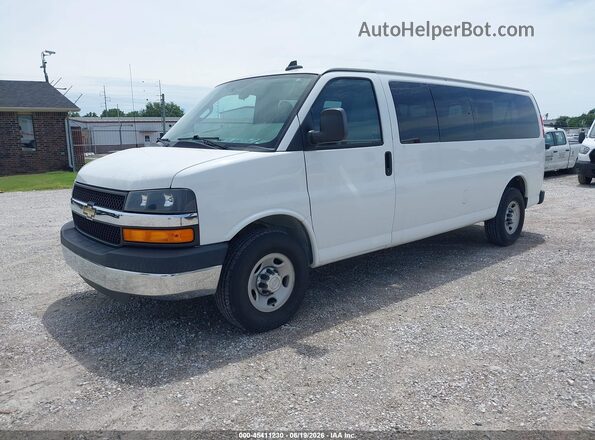 1GAZGPFG9G1316817 2016 CHEVROLET EXPRESS White Передня ліва чверть