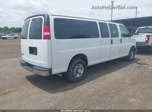 1GAZGPFG9H1249587 2017 CHEVROLET EXPRESS White უკანა მარჯვენა