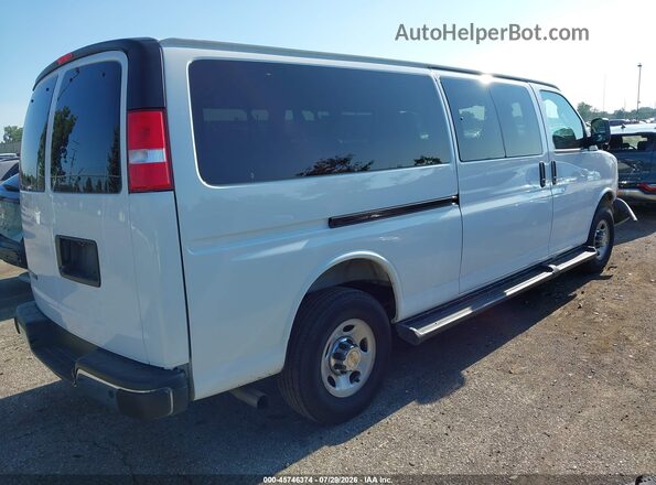 1GAZGPFPXS1261593 2025 CHEVROLET EXPRESS White უკანა მარჯვენა