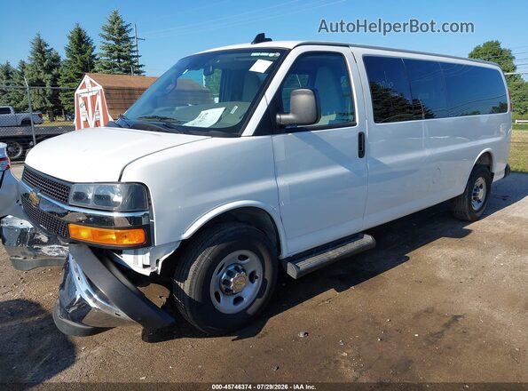 1GAZGPFPXS1261593 2025 CHEVROLET EXPRESS White წინა მარცხენა ხედი სამი მეოთხედიდან