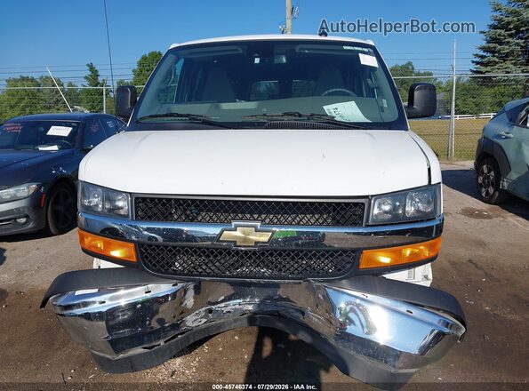 1GAZGPFPXS1261593 2025 CHEVROLET EXPRESS White ხელსაწყოთა პანელის ხედი