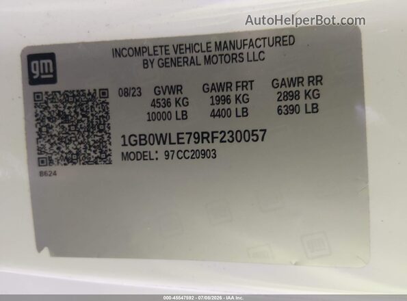 1GB0WLE79RF230057 2024 CHEVROLET SILVERADO White ძრავის განყოფილების ხედი