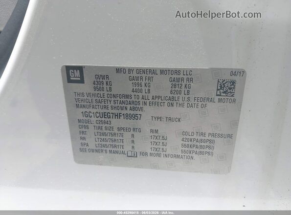 1GC1CUEG7HF189957 2017 CHEVROLET SILVERADO Белый Вид подкапотного пространства