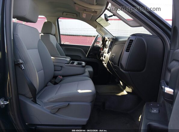 1GC1CUEG9JF236282 2018 CHEVROLET SILVERADO Gray Widok wnętrza z przodu