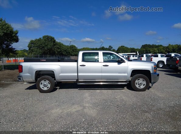 1GC1CUEG9JF238887 2018 CHEVROLET SILVERADO Silver Vista interior trasera