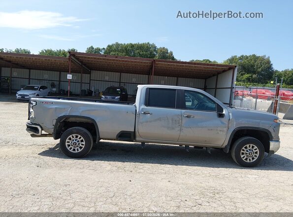 1GC1KNE74SF360440 2025 CHEVROLET SILVERADO Gray Rear interior view