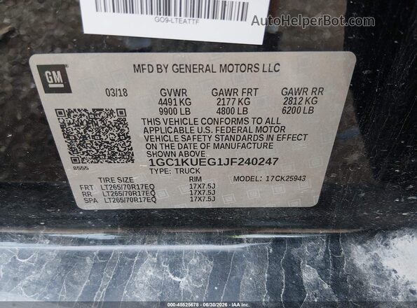 1GC1KUEG1JF240247 2018 CHEVROLET SILVERADO Black Vista del compartimento del motor