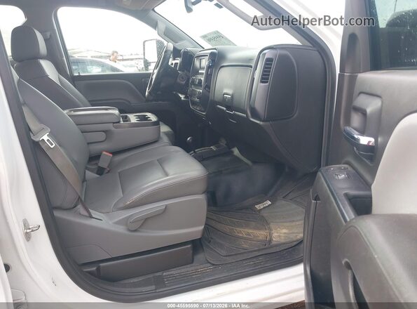 1GC1KUEG2GF257079 2016 CHEVROLET SILVERADO Белый Вид салона спереди