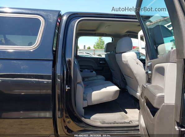 1GC1KUEG2JF217236 2018 CHEVROLET SILVERADO Black VIN կոդի պիտակի տեսք