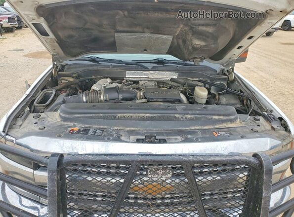 1GC1KUEY3HF214770 2017 CHEVROLET SILVERADO White Rear interior view