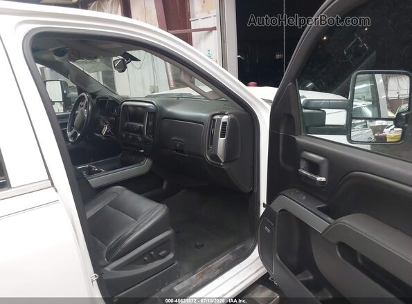 1GC1KWE82GF102763 2016 CHEVROLET SILVERADO White წინა სალონის ხედი