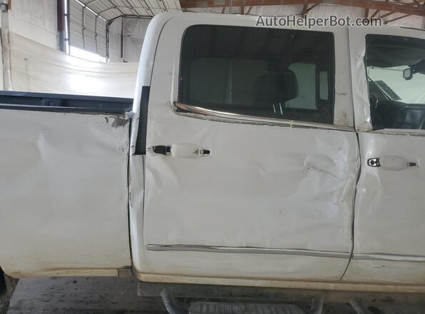 1GC1KWE89GF268701 2016 CHEVROLET SILVERADO White Vista de los asientos traseros