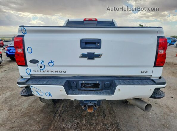 1GC1KWEY5JF124263 2018 CHEVROLET SILVERADO White Вид ззаду
