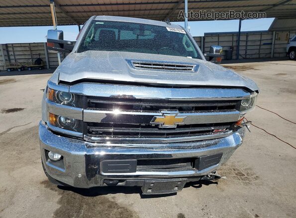 1GC1KWEY6JF263317 2018 CHEVROLET SILVERADO Silver Front view