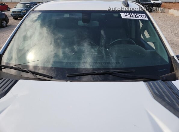 1GC1YLE77PF175938 2023 CHEVROLET SILVERADO White სალონის 360-გრადუსიანი ხედი