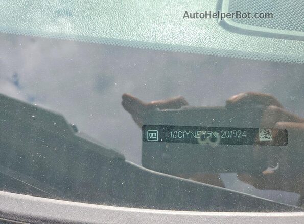 1GC1YNEY5NF201924 2022 CHEVROLET SILVERADO White Engine compartment view