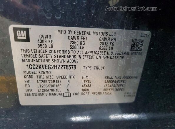 1GC2KVEG2HZ276578 2017 CHEVROLET SILVERADO Blue Vista del compartimento del motor
