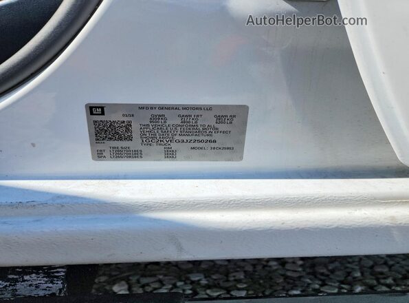 1GC2KVEG3JZ250268 2018 CHEVROLET SILVERADO Белый Вид подкапотного пространства