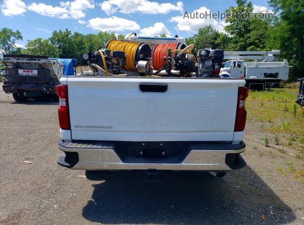 1GC3WRE78RF437003 2024 CHEVROLET SILVERADO White Rear view