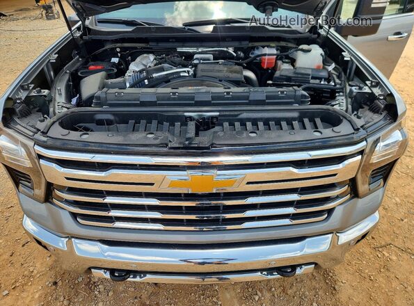 1GC4KPEY7SF249690 2025 CHEVROLET SILVERADO Silver Rear interior view