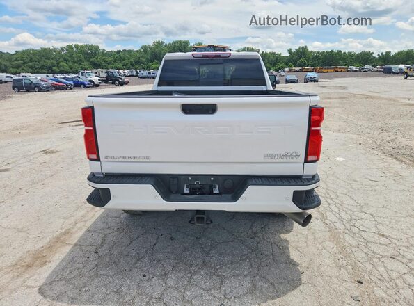 1GC4KREY5SF270064 2025 CHEVROLET SILVERADO White Rear view