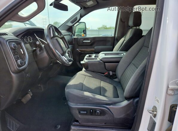 1GC4YNE70MF217063 2021 CHEVROLET SILVERADO White Widok wnętrza z przodu