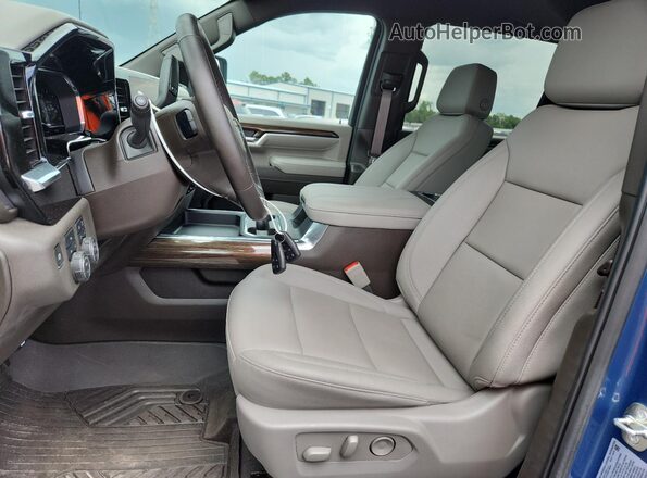 1GC4YNE76RF446225 2024 CHEVROLET SILVERADO Blue წინა სალონის ხედი