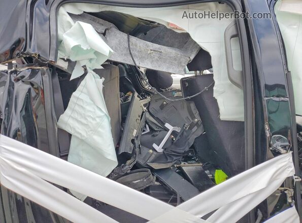 1GC4YNE78NF183164 2022 CHEVROLET SILVERADO Black Vista de los asientos traseros