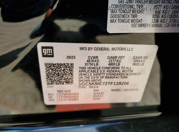 1GC5KME72TF128206 2026 CHEVROLET SILVERADO Black Widok naklejki z numerem VIN