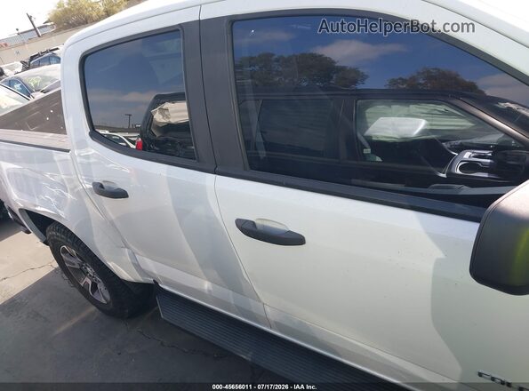 1GCGSBEA0L1105433 2020 CHEVROLET COLORADO White Widok wnętrza 360 stopni