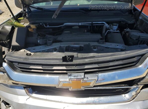 1GCGSBEA4J1328717 2018 CHEVROLET COLORADO Silver Սալոնի հետևի տեսք