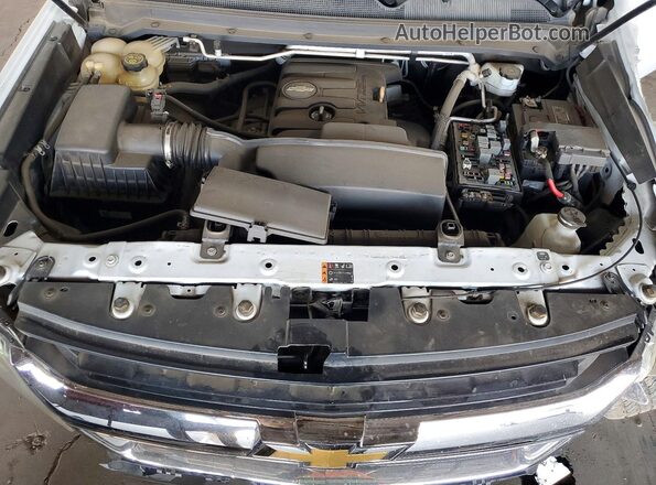 1GCGSBEA5J1291418 2018 CHEVROLET COLORADO White Вид задньої частини салону